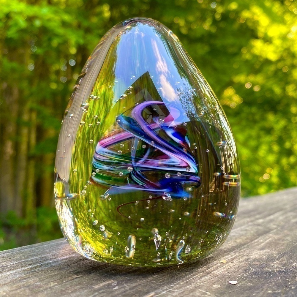 ART glass. Handblown and signed DR. Beautiful swirls/bubbles! 4”x3”